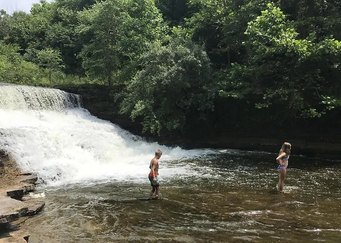 Romantic 1br W Hot Tub Near Holiday home Carbondale